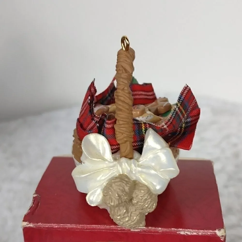 Vintage 1994 Hallmark 